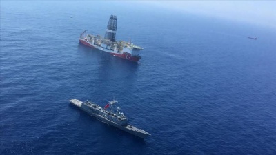 Το τουρκικό υπουργείο Άμυνας δημοσιεύει εικόνες από τα γεωτρύπανα στην Ανατολική Μεσόγειο