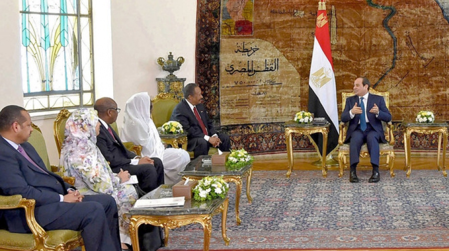 Αιγυπτιακή δύναμη υποστήριξης: Σαφές μήνυμα σταθερότητας και ενότητας για το Σουδάν από τον Sisi και τον Hamdok