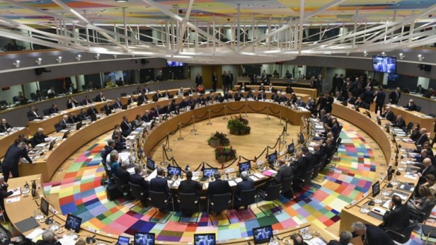 Η πανδημία απειλεί τους ηγέτες της ΕΕ: Θετική στον ιό αξιωματούχος της Βουλγαρίας που παρίστατο στη Σύνοδο Κορυφής
