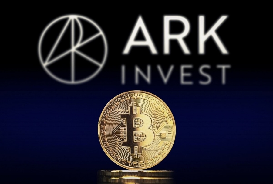Επιμένει στο «τρελό» σενάριο ﻿η Αrk Invest: Το Bitcoin θα αξίζει πάνω από 1 εκατ. δολάρια το 2030 ή +5.940%