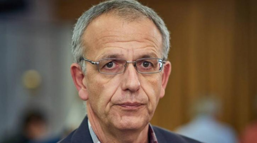 Ρήγας: Η διαπλοκή παίζει τα ρέστα της, η Ελλάδα αφήνει πίσω την εποχή των μνημονίων