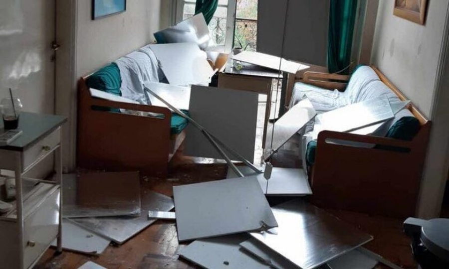 Γιατί έπεσε η οροφή στο νοσοκομείο της Θεσσαλονίκης – Τι υποστηρίζει η διοίκηση, που στρέφονται οι υποψίες