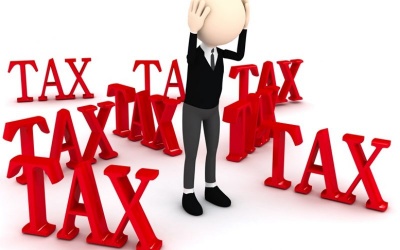 Kοκκορομαχίες κρατιστών πάνω από το πτώμα του φορολογούμενου