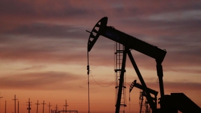Σε χαμηλό δύο μηνών έκλεισε το πετρέλαιο – Στα 80 δολ. το WTI, 87,6 δολ. το Brent