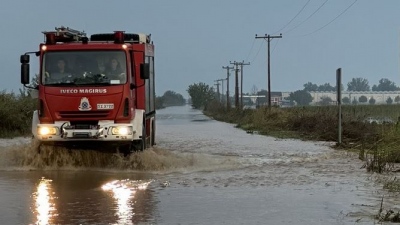 Πυροσβεστική: Οι κλήσεις για αντλήσεις υδάτων και απομακρύνσεις ατόμων από Θεσσαλία, Μαγνησία και Στερεά Ελλάδα