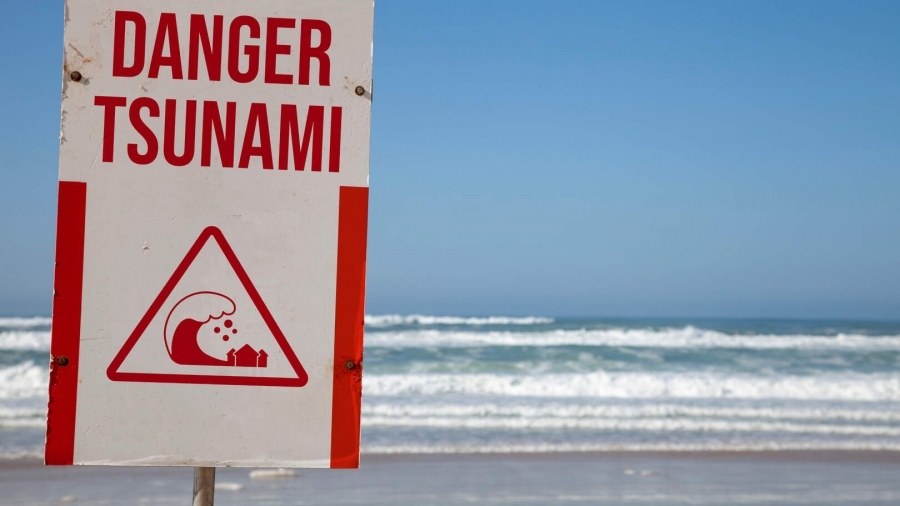 Tsunami in Japan – Shock warning following 7.4 magnitude earthquake – Evacuations underway