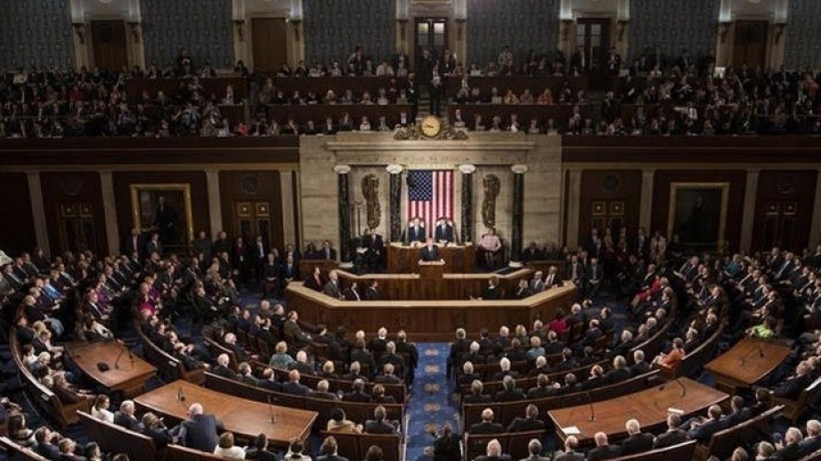 Ρήγματα στους Δημοκρατικούς για το πακέτο 3,5 τρισ. δολαρίων