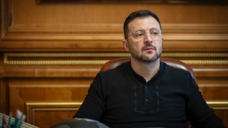 Κόλαφος το Spectator για Zelensky: «Ο μεγαλύτερος εχθρός του ουκρανικού λαού βρίσκεται στο Κίεβο»
