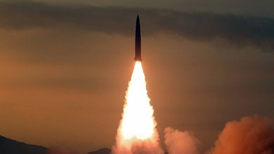 Ένταση στην κορεατική χερσόνησο - Βαλλιστικό πύραυλο εκτόξευσε η Βόρεια Κορέα
