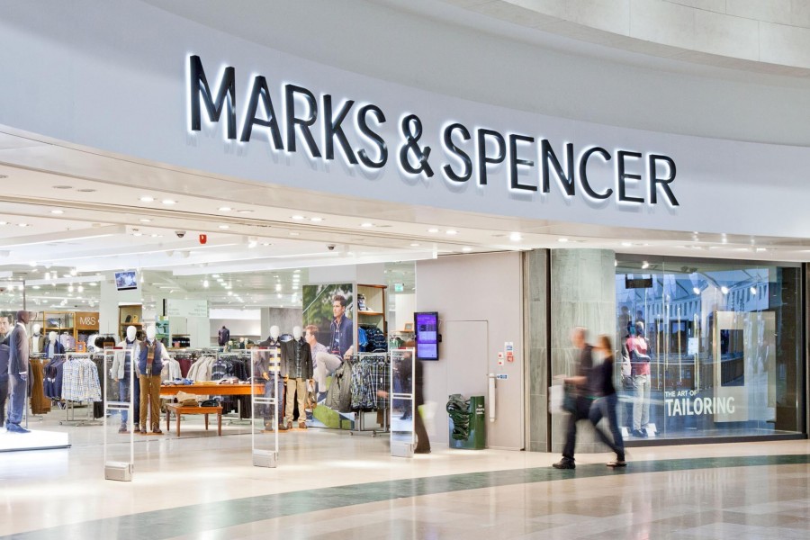 Την περικοπή 950 θέσεων εργασίας σχεδιάζει η Marks & Spencer
