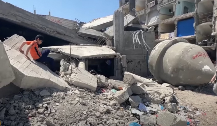 Άλλο ένα ακόμη έγκλημα από το Ισραήλ: Βομβάρδισε καταυλισμό προσφύγων στη Γάζα, τουλάχιστον 13 νεκροί