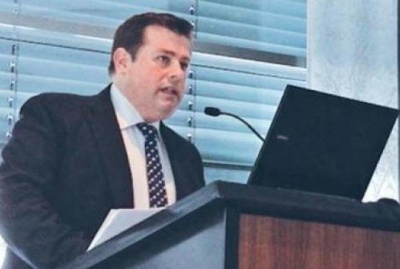 Επίθεση Γιάννη Φιλιππάκη κατά Βαγγέλη Μαρινάκη με άρθρο σε 4 εφημερίδες