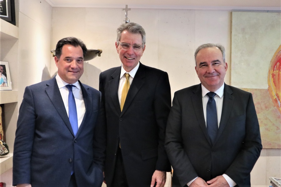 Συνάντηση Γεωργιάδη - Pyatt με φόντο τα Ναυπηγεία Ελευσίνας και τις αμερικανικές επενδύσεις