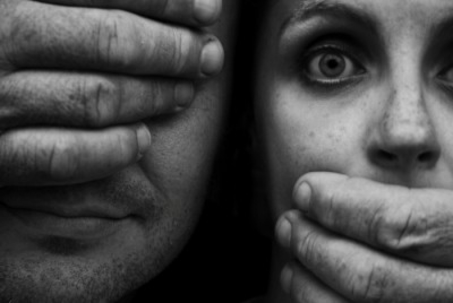 Σαρώνουν τα περιστατικά ενδοοικογενειακής βίας – 14 συλλήψεις σε ένα 24ωρο