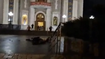Οι Ουκρανοί βομβάρδισαν τον Καθεδρικό Ναό του Donetsk κατά τη διάρκεια της Ανάστασης