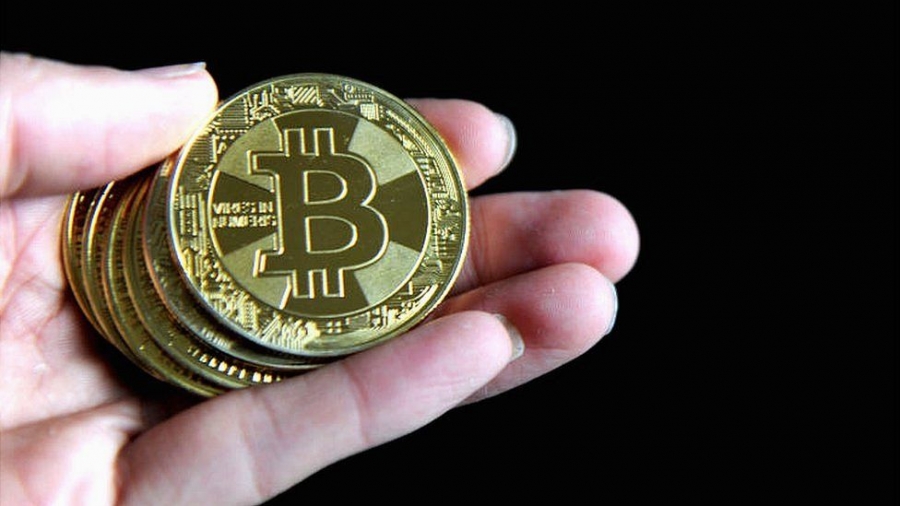 Το Bitcoin μπορεί να εκτοξευτεί στα 100.000 δολ. σε 12 μήνες - Ανησυχία για τις βραχυπρόθεσμες προοπτικές