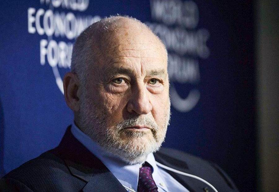 Stiglitz: Νάρκισσος κοινωνιοπαθής, χωρίς καμία γνώση, ο Trump