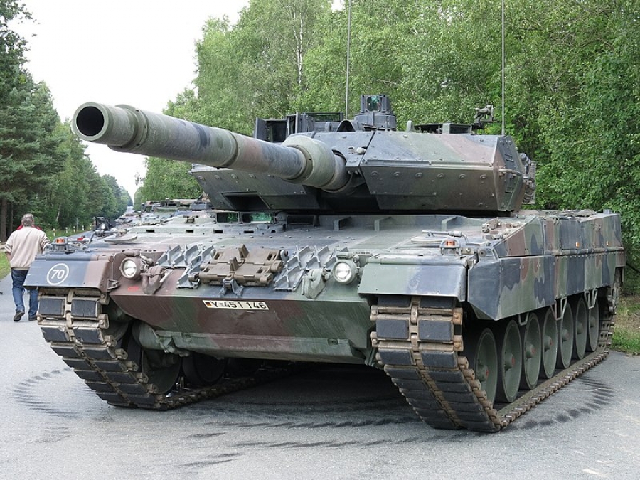 Βαθαίνει η πολεμική εμπλοκή της Ισπανίας: Έξι άρματα μάχης Leopard καθ’ οδόν προς την Ουκρανία