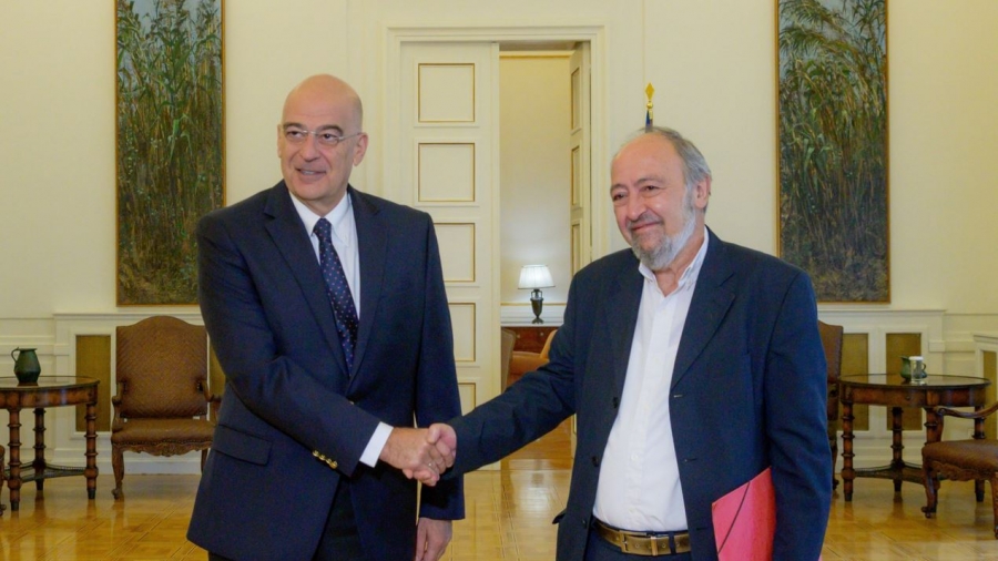 Μαρίνος: Να κλείσουν οι αμερικανικές βάσεις στην Ελλάδα - Να σταματήσει η αποστολή οπλισμού από τη χώρα στην Ουκρανία