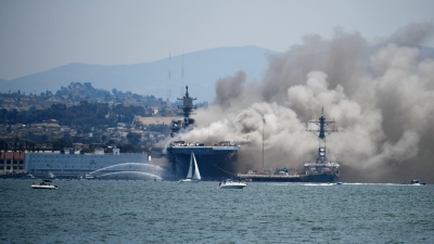 Ραγδαίες εξελίξεις: Πυρκαγιά ξέσπασε στο USS Gerald Ford - Τουλάχιστον 2 Αμερικανοί ναύτες τραυματίες