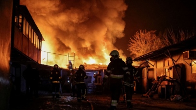 Η φωτιά του πολέμου έφτασε στο Kramatorsk - Τα ρωσικά Geran κατέκαψαν πρατήρια καυσίμων και ενεργειακές υποδομές (vid)