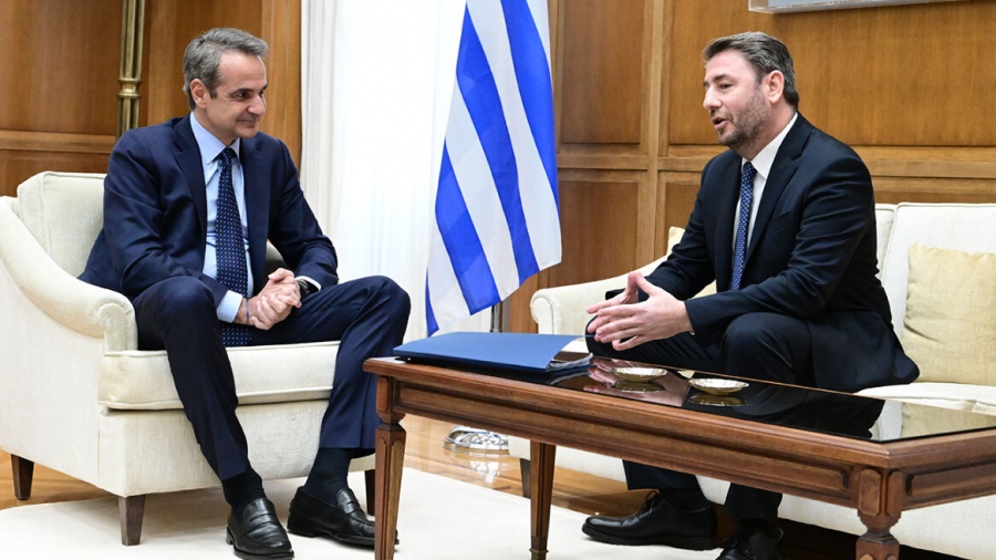 Που κρατάει ο Μητσοτάκης τον Ανδρουλάκη – Βιολογικές... βόμβες