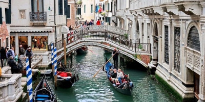 Υπερβολές και ψέματα χαρακτηρίζει η Βενετία όσα ακούγονται περί «κατάληψής» της από τον Bezos για τον γάμο του