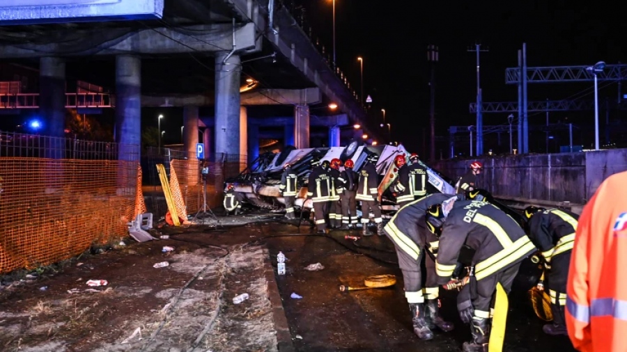 Ιταλία - θανάσιμη πτώση λεωφορείου: «Βρήκαμε ουκρανικά διαβατήρια» στα συντρίμμια, δήλωσε ο δήμαρχος της Βενετίας