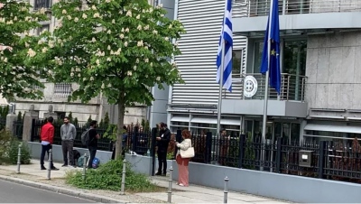 Ψήφος αποδήμων: Οι  Έλληνες της Γερμανίας ψηφίζουν για πρώτη φορά - Τι λένε στη Deutsche Welle