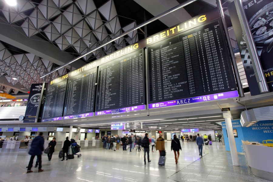 Χάος στα ευρωπαϊκά αεροδρόμια - Τεχνικά προβλήματα στον έλεγχο εναέριας κυκλοφορίας στη Φρανκφούρτη