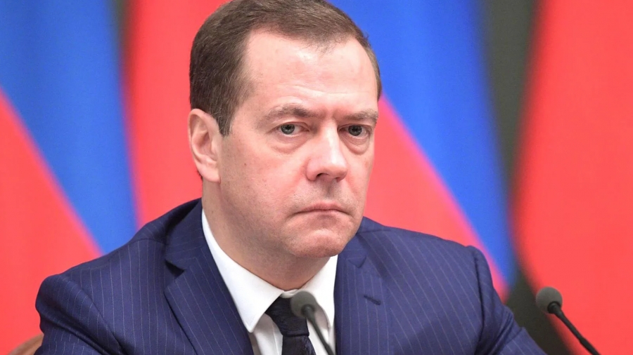 Medvedev σε Le Maire: Προσέξτε τα λόγια σας! Οι οικονομικοί πόλεμοι πολύ συχνά μετατράπηκαν σε πραγματικούς