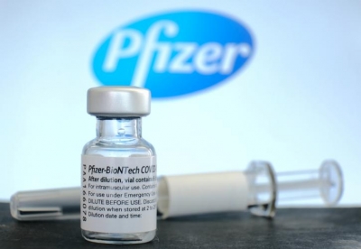ΗΠΑ: Εγκρίθηκε η 3η δόση του εμβολίου της Pfizer για τις ηλικίες 12-15 ετών