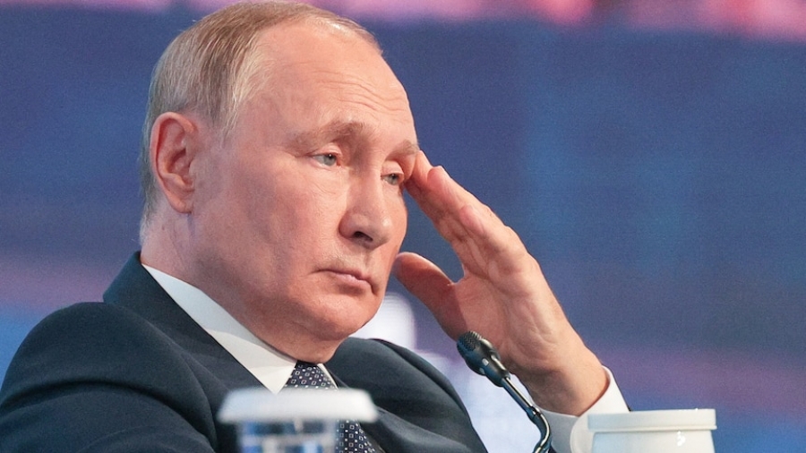Ρωσία: Ο Putin διέγραψε 10 μέλη από το Συμβούλιο για τα Ανθρώπινα Δικαιώματα, κυρίως ακτιβιστές
