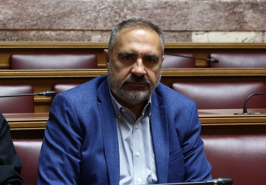 Συλλυπητήριο μήνυμα Δημητροκάλλη για την τραγωδία στη «Βιολάντα»: Με σεβασμό και σιωπή στο πλευρό των οικογενειών - Απαίτηση για δικαιοσύνη και αλήθεια