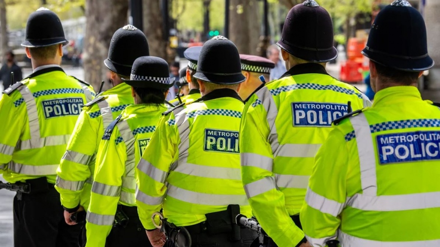 Ανατροπή στη Βρετανία - Η αστυνομία αρνείται να «φακελώνει» τους πολίτες για αναρτήσεις