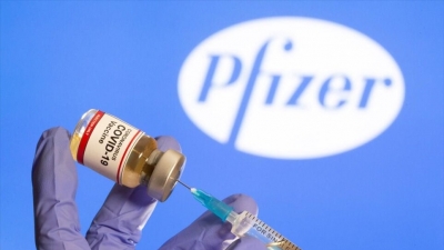 Συμφωνία της Commission με την Pfizer για επιτάχυνση της παράδοσης εμβολίων – Θα δοθούν 650 εκατ. δόσεις στην ΕΕ το 2022