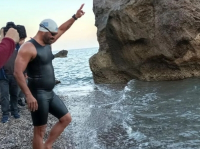 Νέα πρόκληση: Τουρκική ακταιωρός παρενόχλησε Παραολυμπιονίκη κολυμβητή που εκπλήρωνε το τάμα του