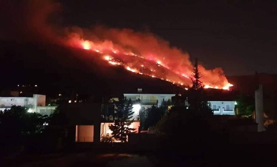 Πλήθος ερωτημάτων για την πυρκαγιά στον Υμηττό - Έρευνες για τα αίτια - Κρίσιμες οι επόμενες ώρες λόγω ισχυρών ανέμων