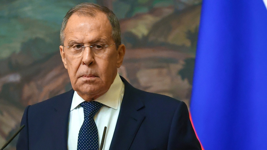 Κόλαφος ο Lavrov: Η Δύση έχει εξαπολύσει ολοκληρωτικό «νομικό πόλεμο» κατά των ανεξάρτητων κρατών