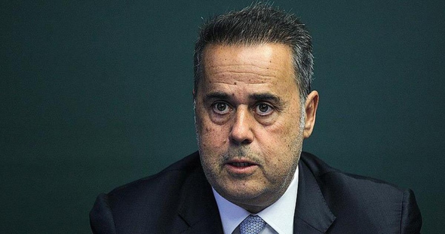 Παπασταύρου: Η Ελλάδα πύλη εισόδου για το αμερικανικό Υγροποιημένο Φυσικό Αέριο – Χωρίς κανόνες και στρατηγική η ανάπτυξη των ΑΠΕ