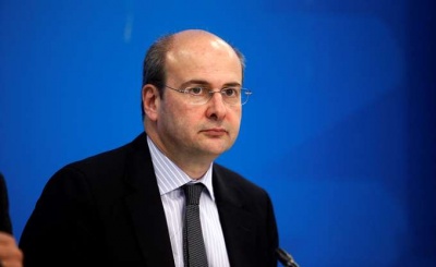 Χατζηδάκης: Η κυβέρνηση από τη μικρή ΔΕΗ πέρασε στη μισή ΔΕΗ με μηδέν ευρώ κέρδος