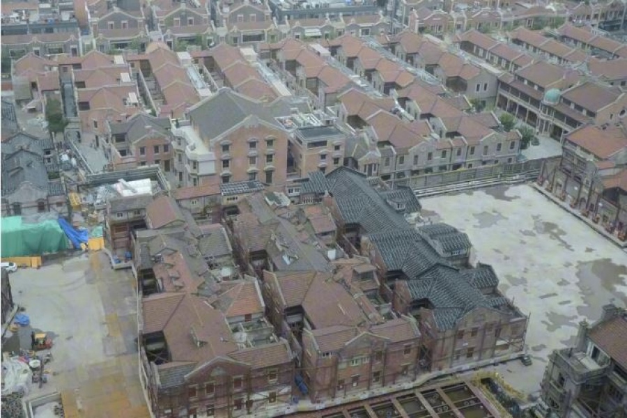 Αδιανόητο επίτευγμα στην Κίνα: Μετακίνησαν ολόκληρο συγκρότημα 3 ιστορικών κτιρίων 7.500 τόνων! (video)