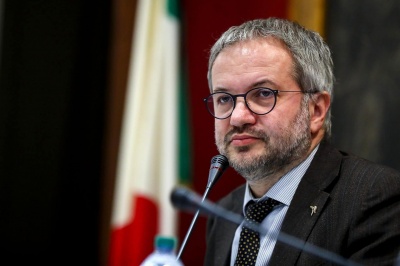 Borghi (Lega): Ο κυβερνητικός συνασπισμός στην Ιταλία είναι βιώσιμος χωρίς τον Conte