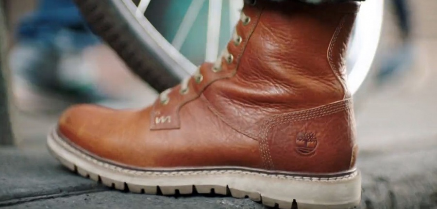 VF Corporation: Δεν θα αγοράζει πλέον δέρμα από την Βραζιλία λόγω των πυρκαγιών