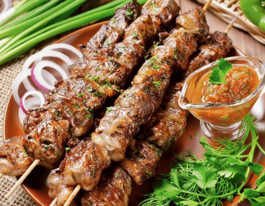 Σοκ για το νόστιμο σουβλάκι! - Γιατρός προειδοποιεί πως προκαλεί μέχρι και... παγκρεατίτιδα