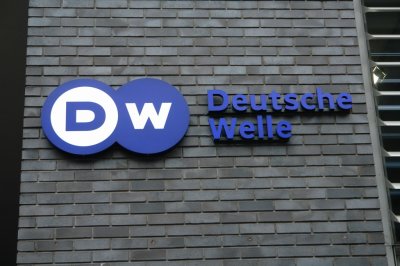 Deutsche Welle: Πολύ κοντά στο σχηματισμό κυβέρνησης με τους Σοσιαλδημοκράτες η Merkel