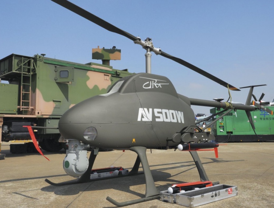 Η Κίνα στέλνει μη επανδρωμένο ελικόπτερο στα στρατιωτικοποιημένα νησιά στην Νότια Σινική Θάλασσα