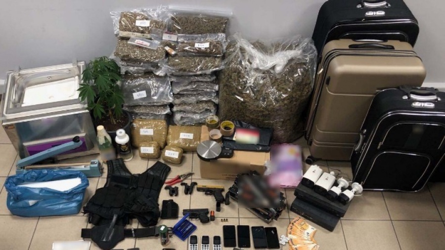 Εξαρθρώθηκε διεθνές κύκλωμα εμπορίας μεγάλων ποσοτήτων κάνναβης σε Ελλάδα και Κύπρο
