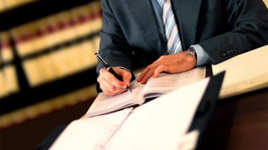 Δικηγορικοί Σύλλογοι Ελλάδος: Μη αύξηση των ασφαλιστικών εισφορών των δικηγόρων από 1/1/2023