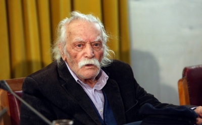 Στο ΝΙΜΤΣ ο Μ. Γλέζος - Βελτιωμένη η κατάσταση της υγείας του, μεταφέρθηκε σε Μονάδα Αυξημένης Φροντίδας